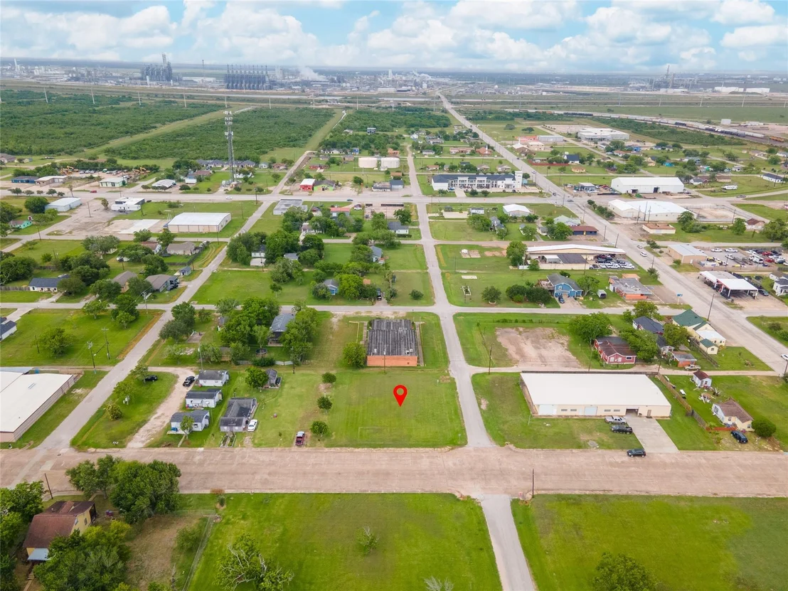 Photo of 0 S Ave B