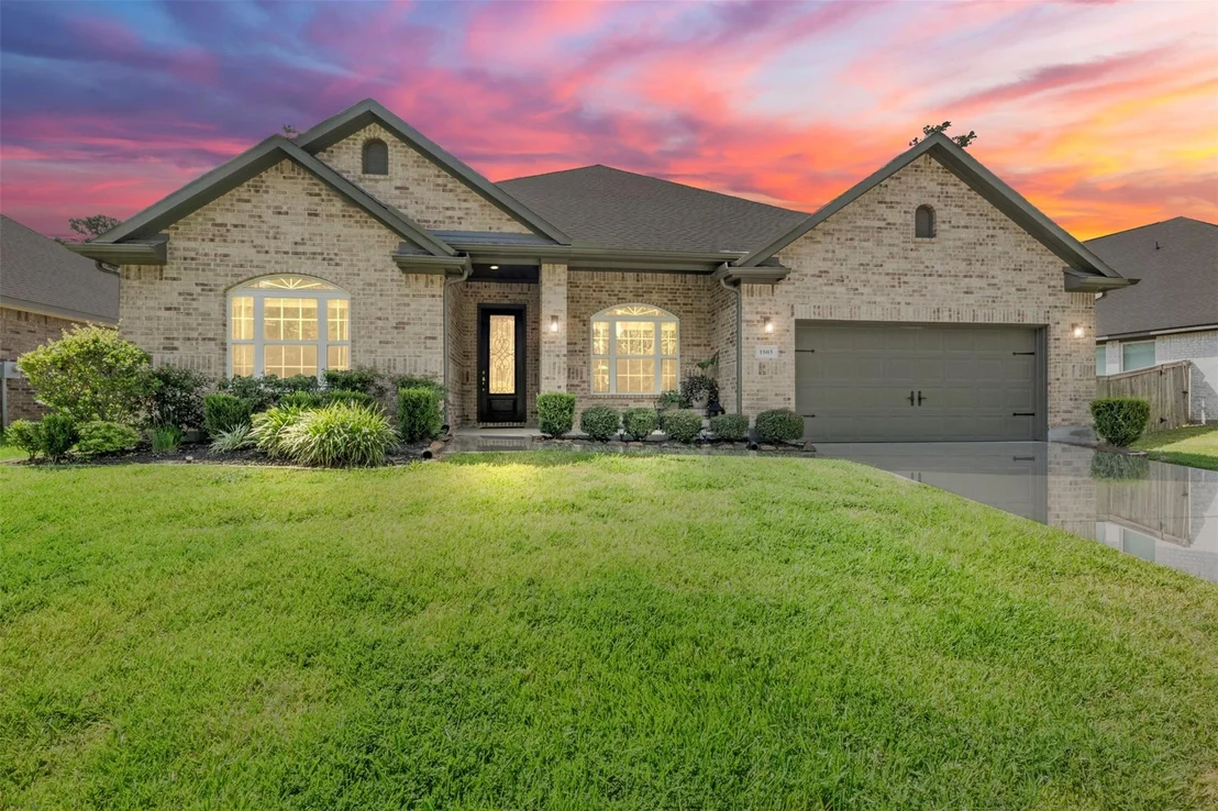 Photo of 1803 Graystone Hills Drive