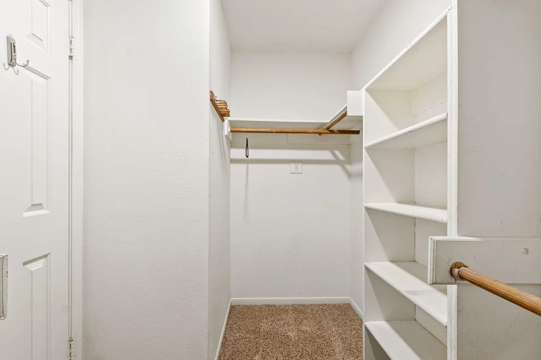 Photo of 5013 Parkcrest Drive