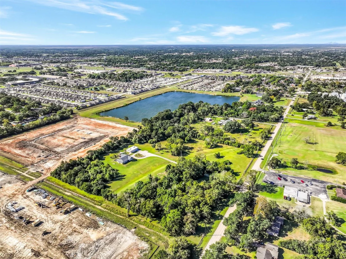 Photo of 3200 Fairway Drive