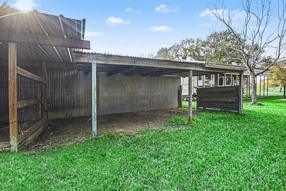 Photo of 21503 Pecan Bend Road