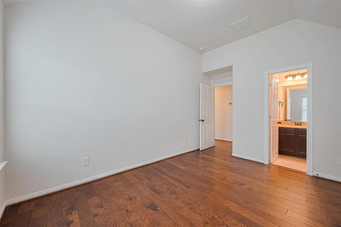 Photo of 19339 Oxford Haven Drive