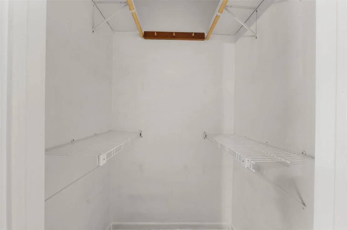 Photo of 5 Top Flite Lane