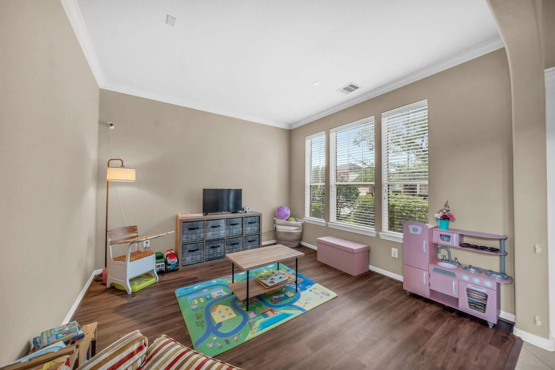 Photo of 17414 Elverson Oaks Drive