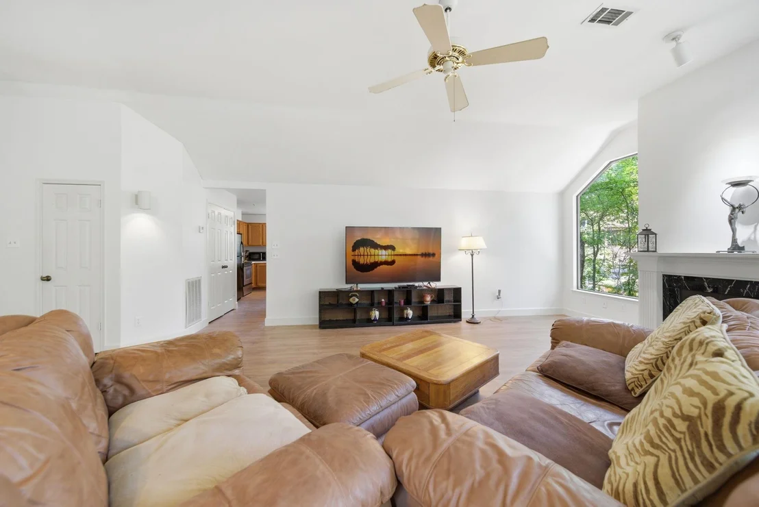 Photo of 135 E Wilde Yaupon