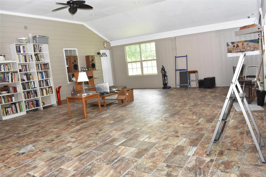 Photo of 2210 Geronimo Lane