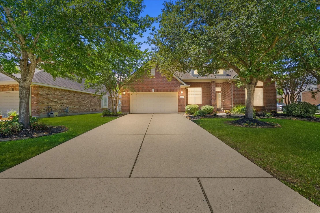 Photo of 24923 Pikecrest Drive