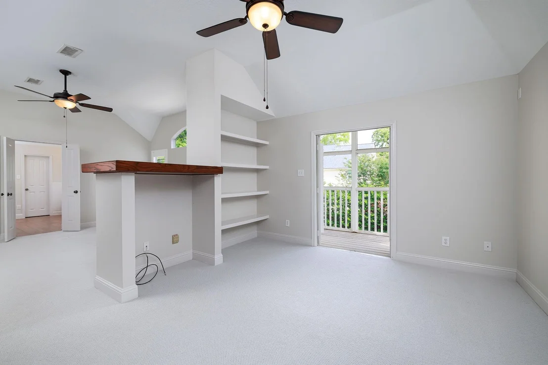 Photo of 18 Doeskin Place