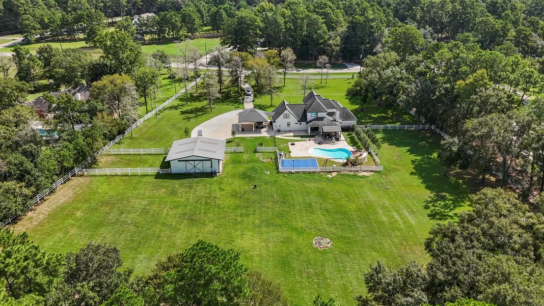 Photo of 31219 Edgewater Drive