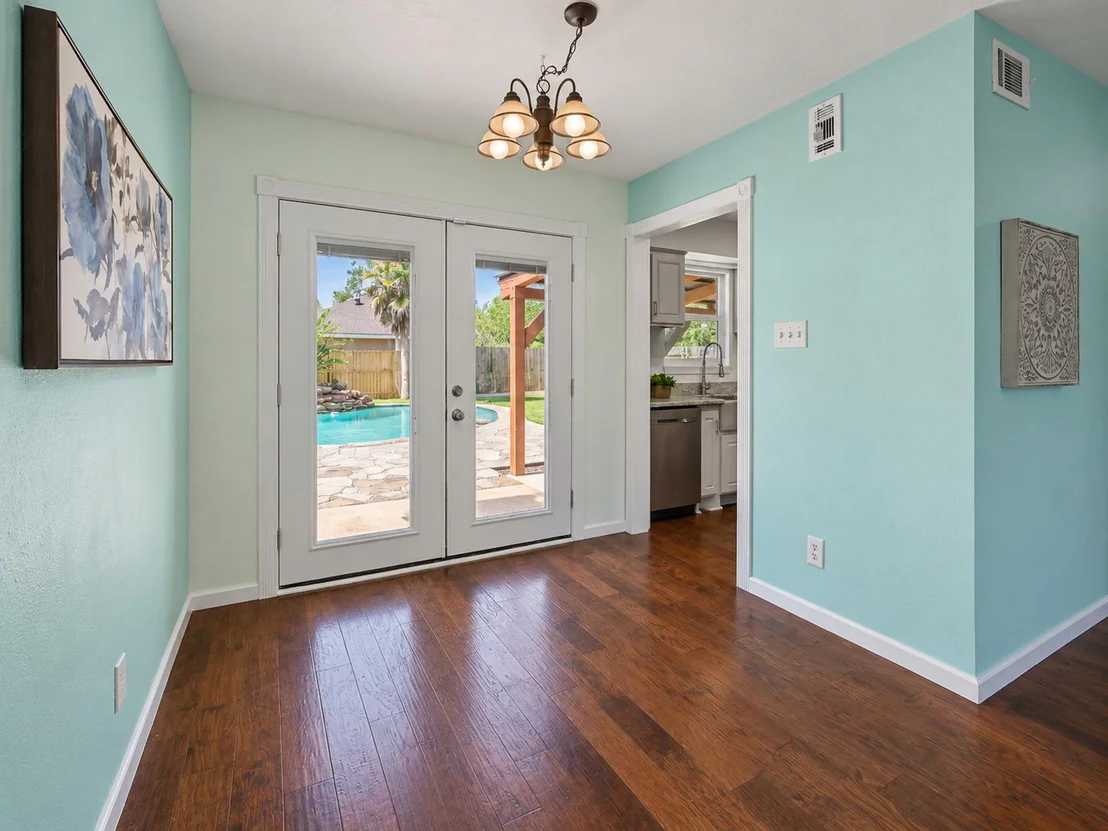 Photo of 3107 Edgewood Drive