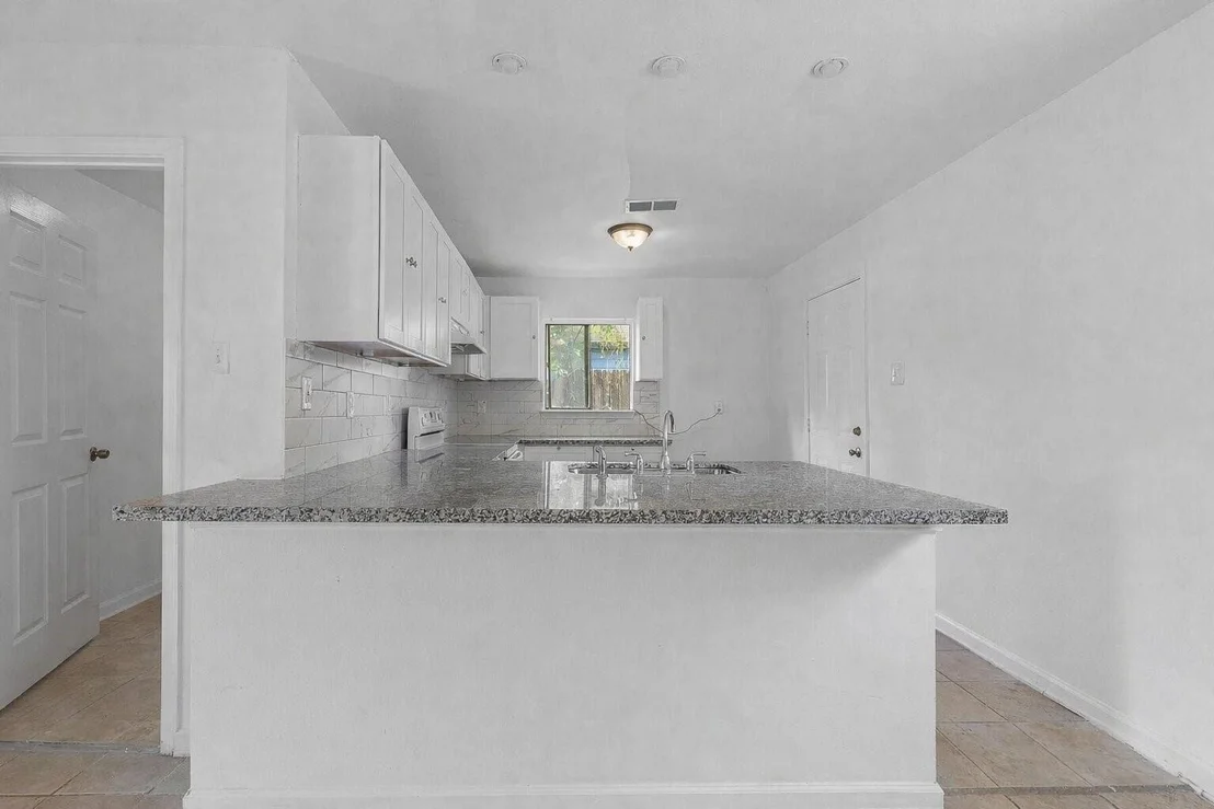 Photo of 8161 Record Street