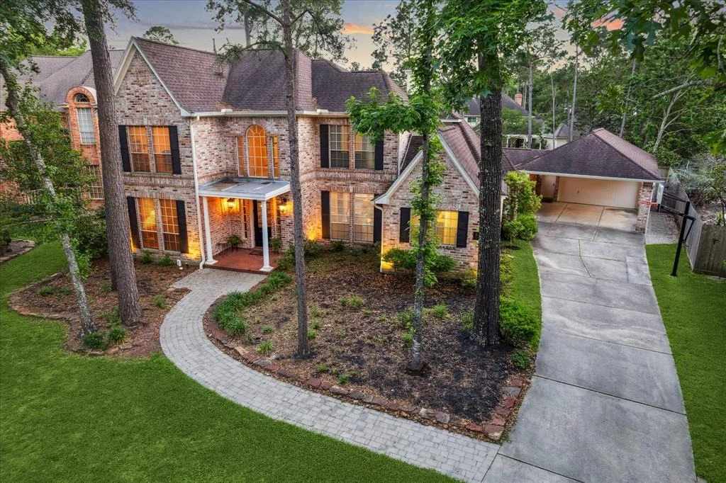 Photo of 6 Windmeadow Place