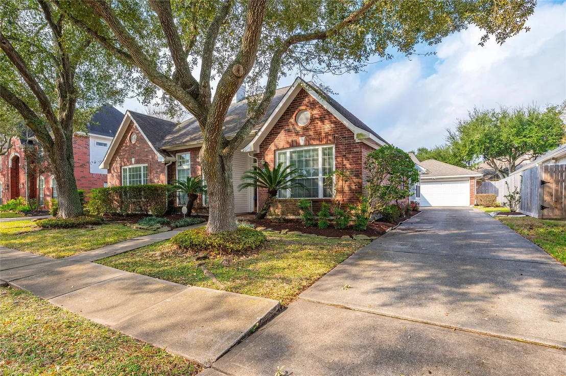 Photo of 1615 Evergreen Lane