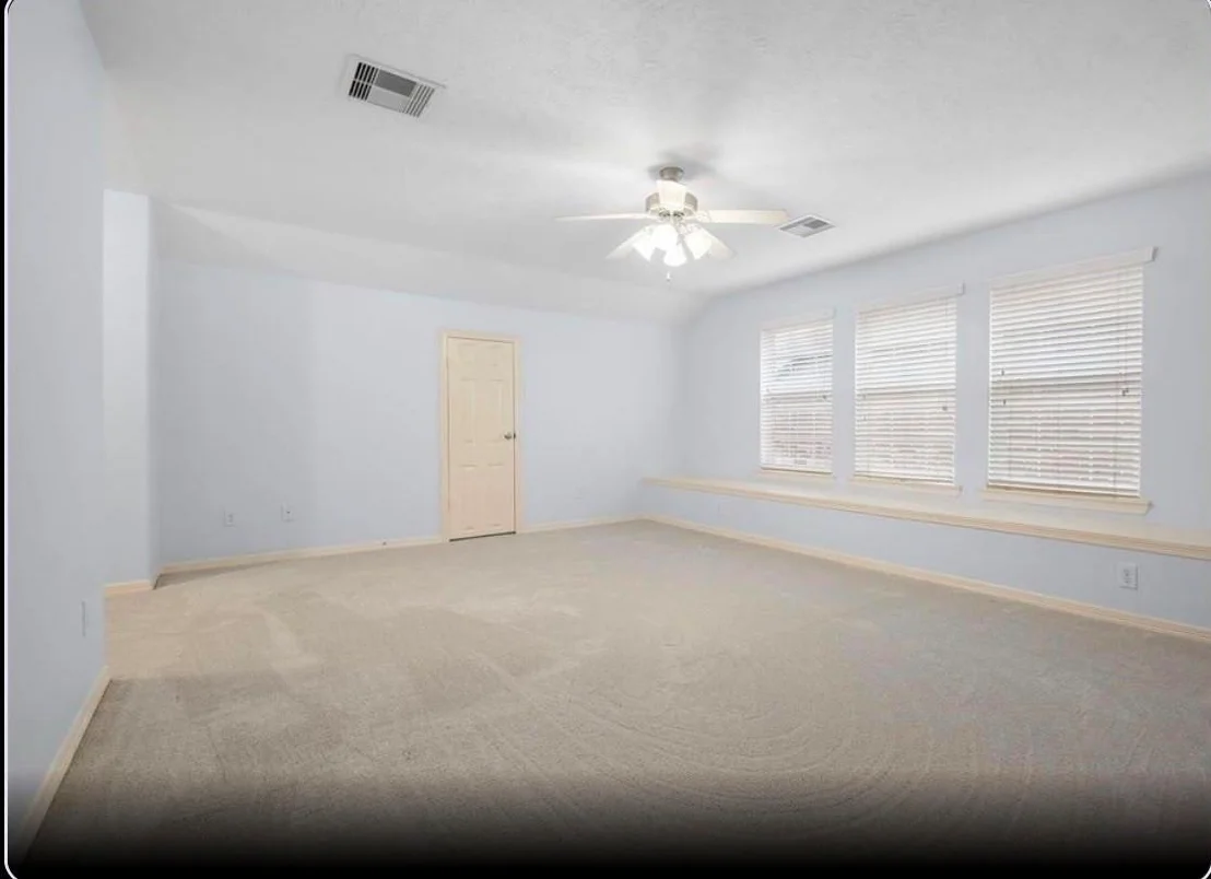 Photo of 1518 Olive Park
