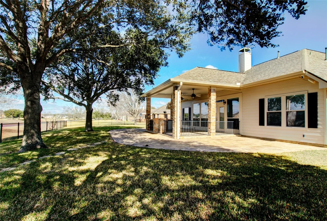 Photo of 3327 River Bend Drive