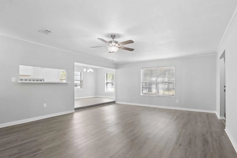 Photo of 123 Lone Oak Drive