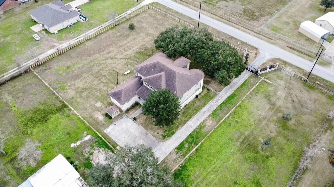 Photo of 7737 Brookside Road