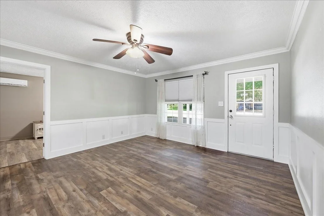 Photo of 407 Cypress Avenue