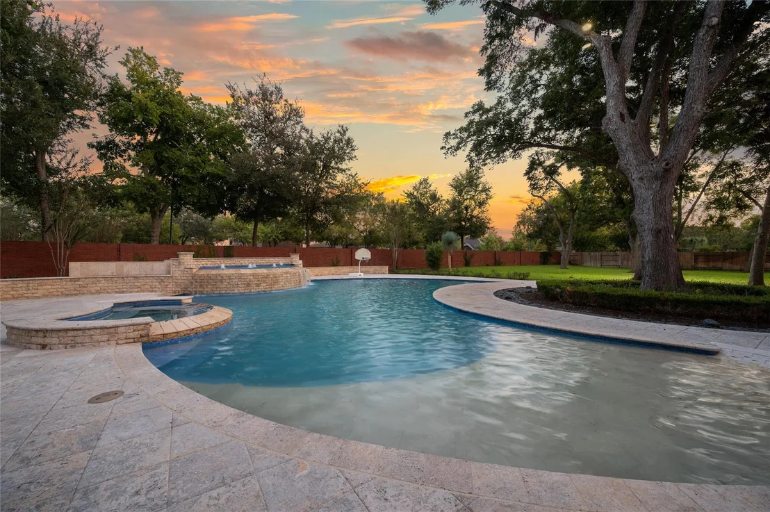 Photo of 1802 Forest Gate Circle