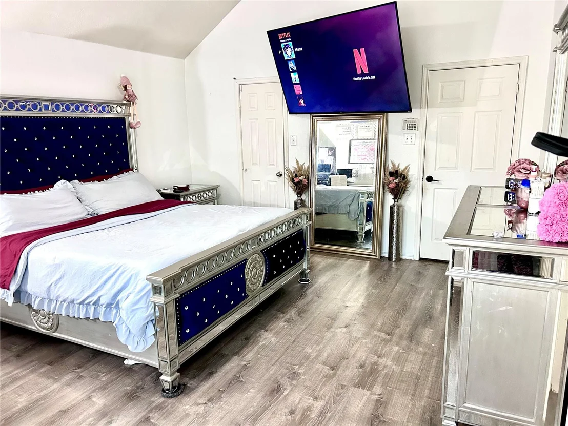 Photo of 34534 Park View