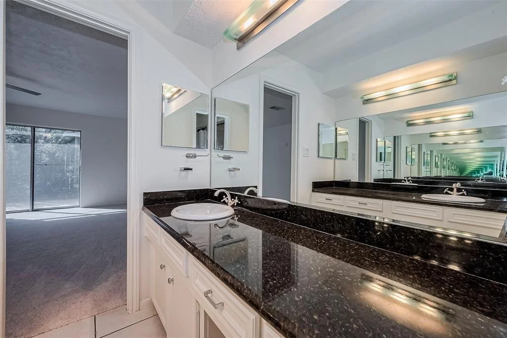 Photo of 1006 Oxborough Drive