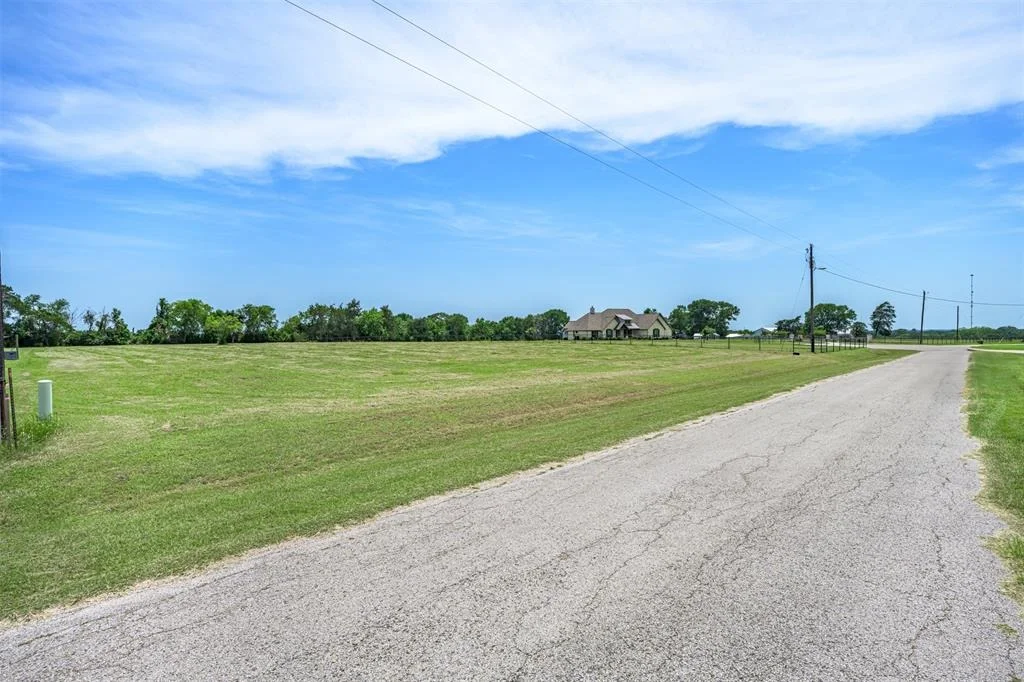 Photo of 831 Indian Hill Lane