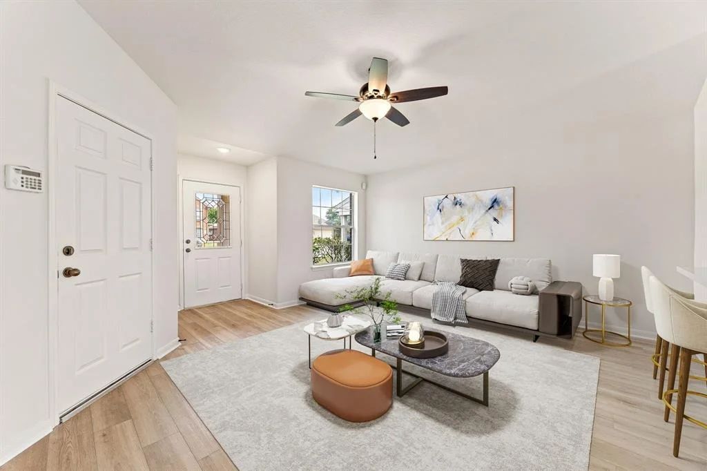 Photo of 2442 Pinpoint Drive