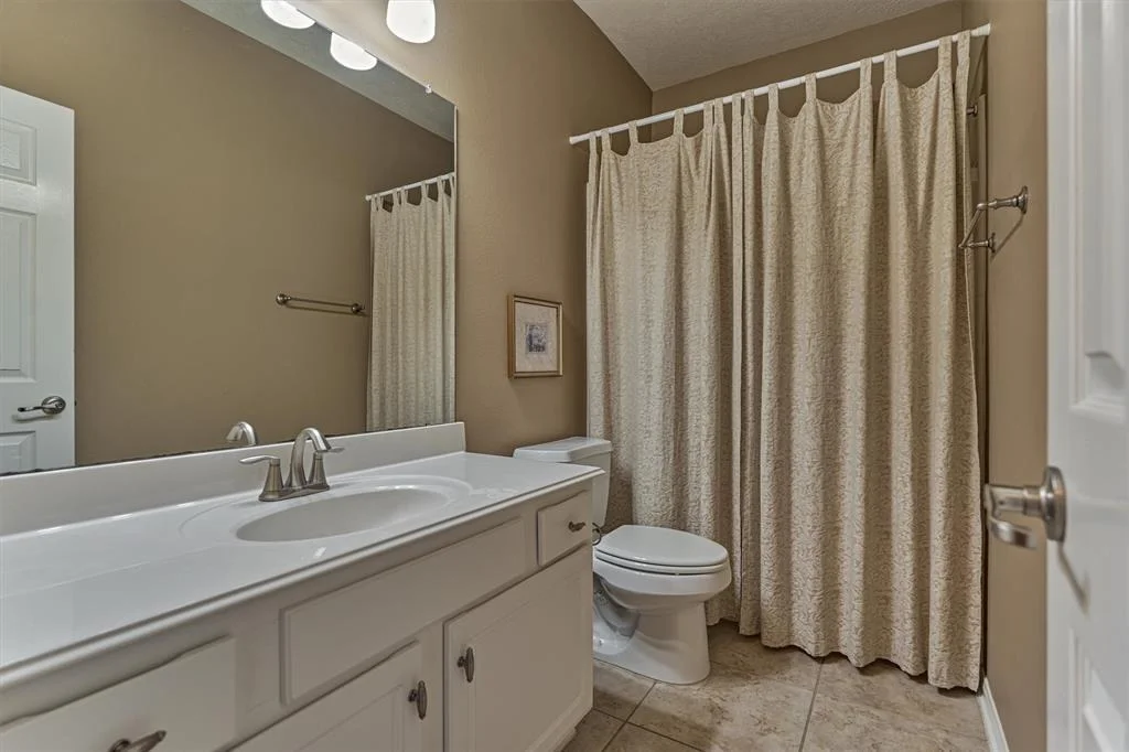 Photo of 25719 Northcrest Drive