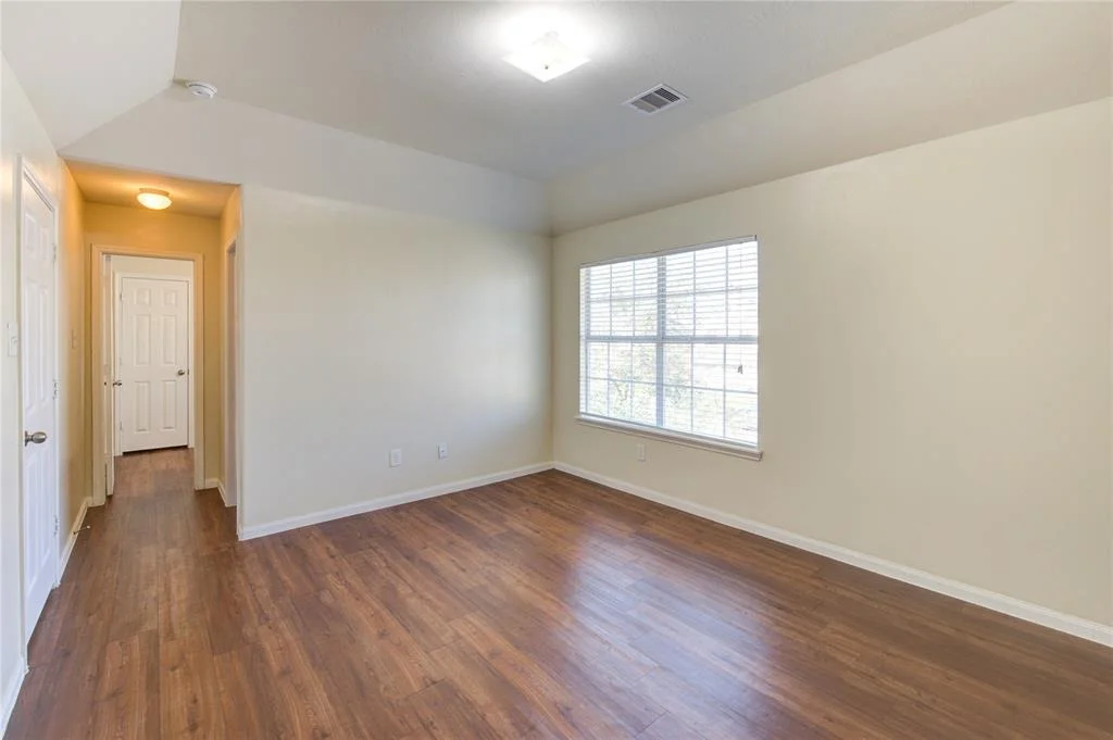 Photo of 863 Sun Prairie Drive