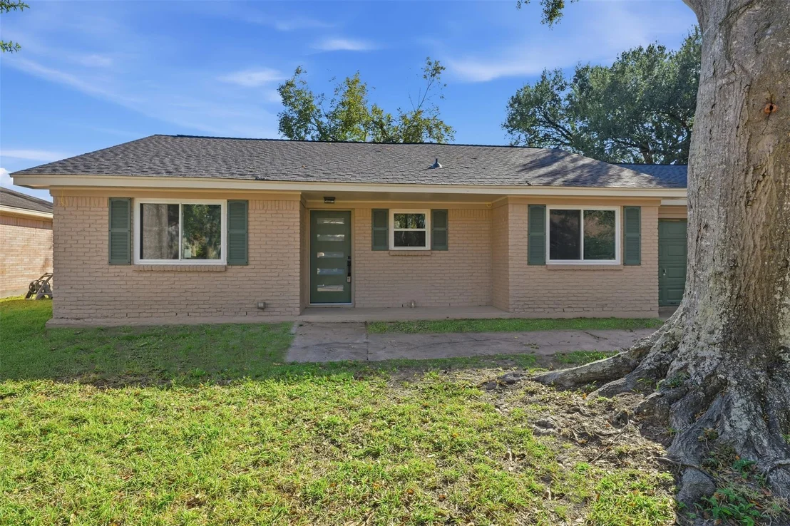 Photo of 5002 Cedar Creek Drive