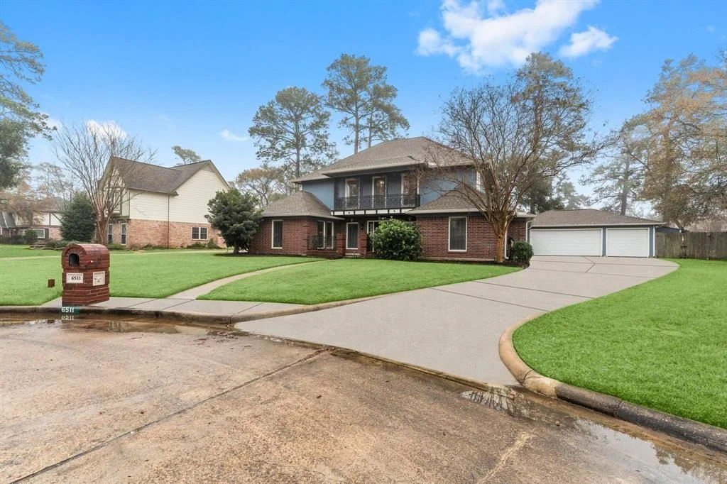 Photo of 6511 Hickorycrest Drive