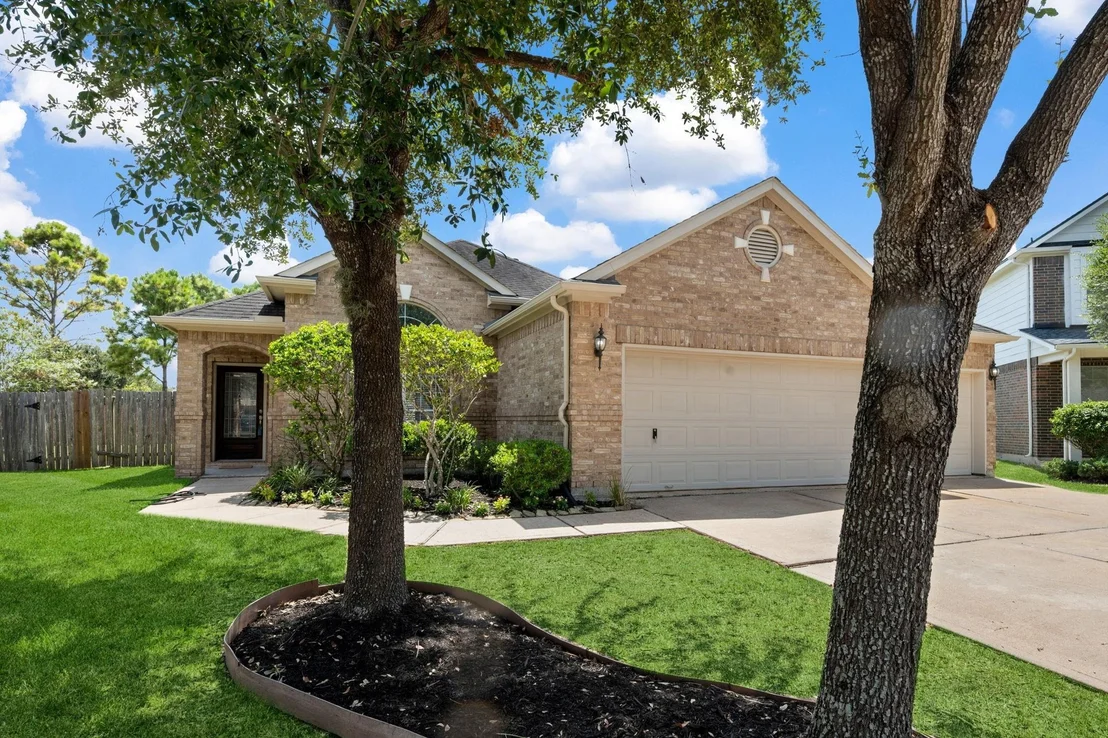 Photo of 2909 Castleton Bay Lane