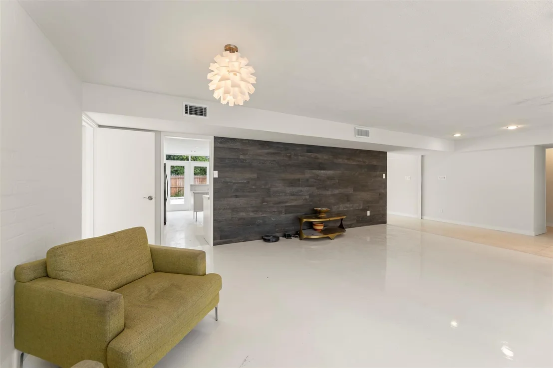 Photo of 10211 Willowgrove Drive