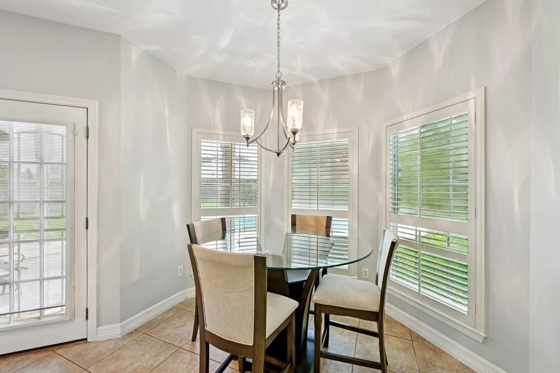 Photo of 7187 Edgewater Drive