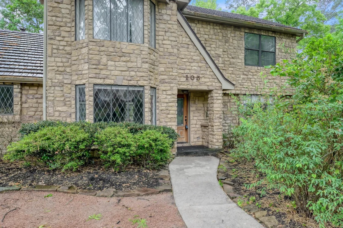 Photo of 105 Broken Bough Lane
