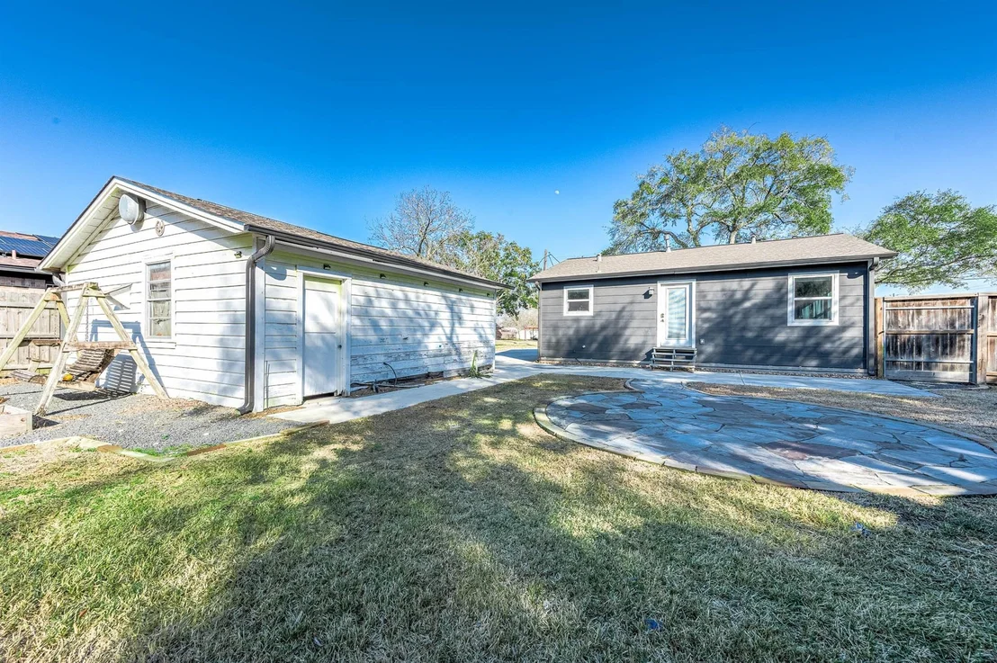 Photo of 2738 Lilac Street