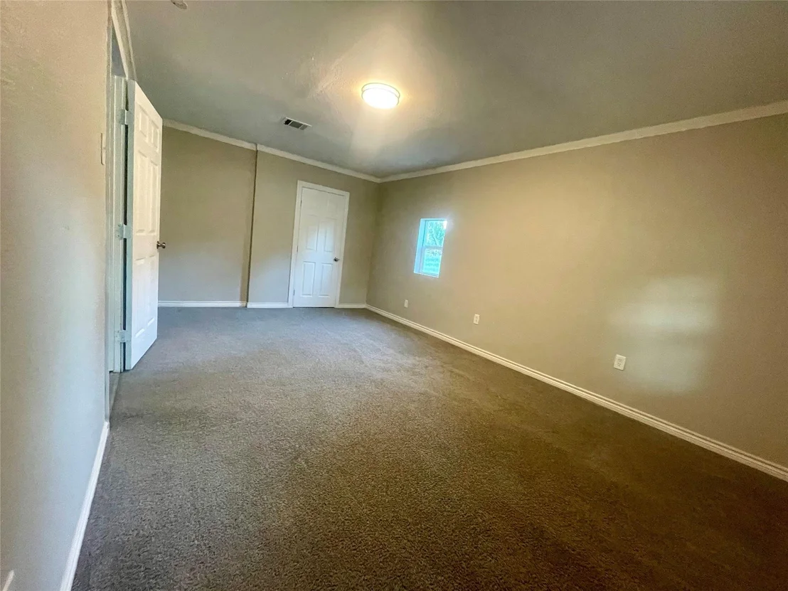 Photo of 618 W Peach Street