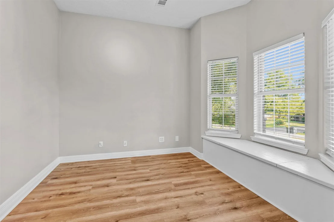 Photo of 1187 Oak Lane