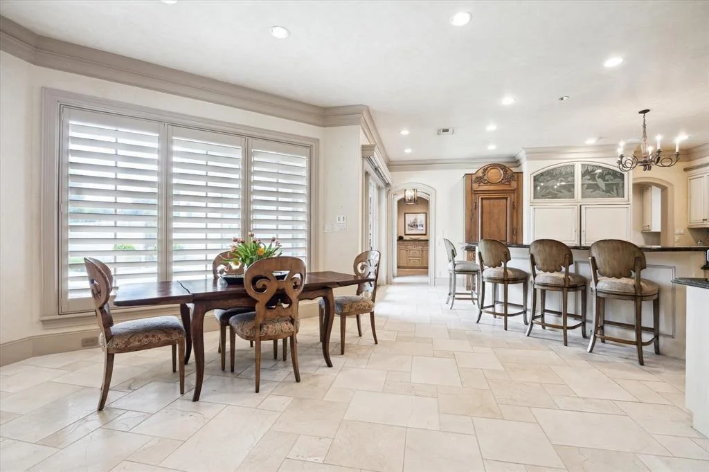 Photo of 3019 Sunset Boulevard
