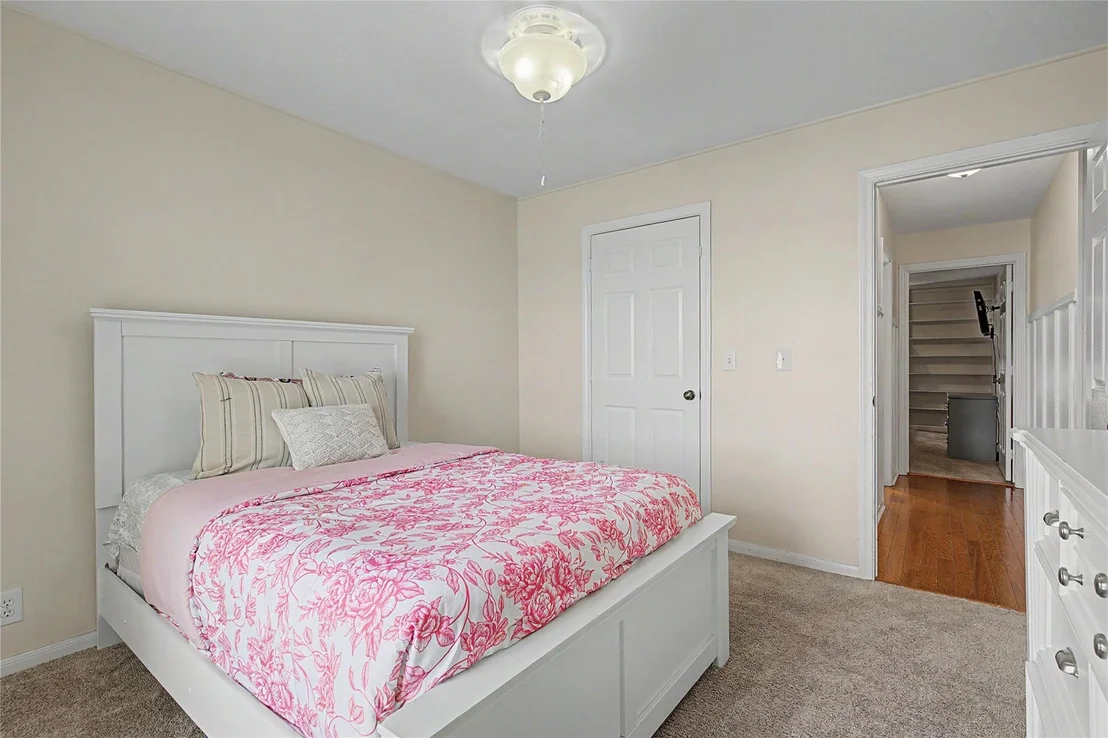 Photo of 16558 Green Meadow Loop
