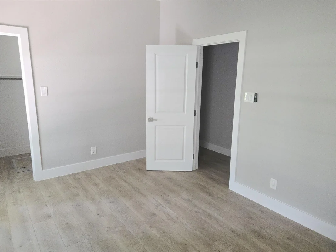 Photo of 459 Live Oak Road