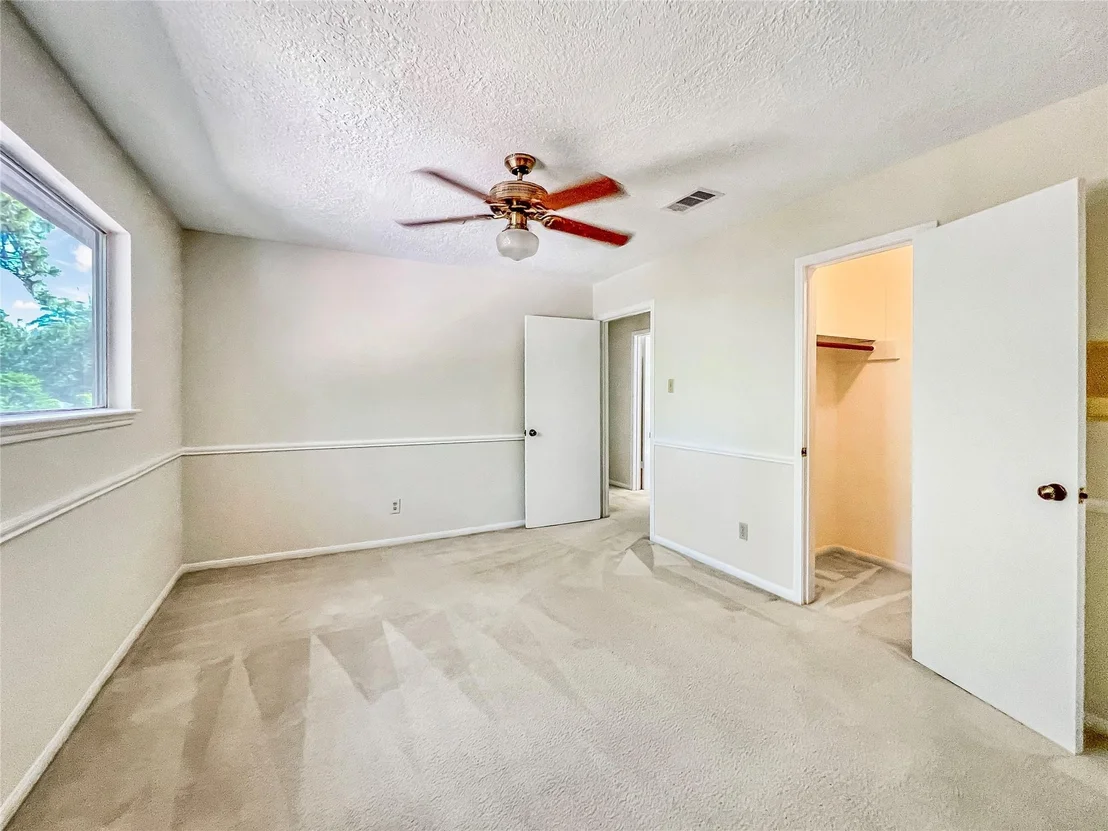 Photo of 2023 Forest Manor Drive