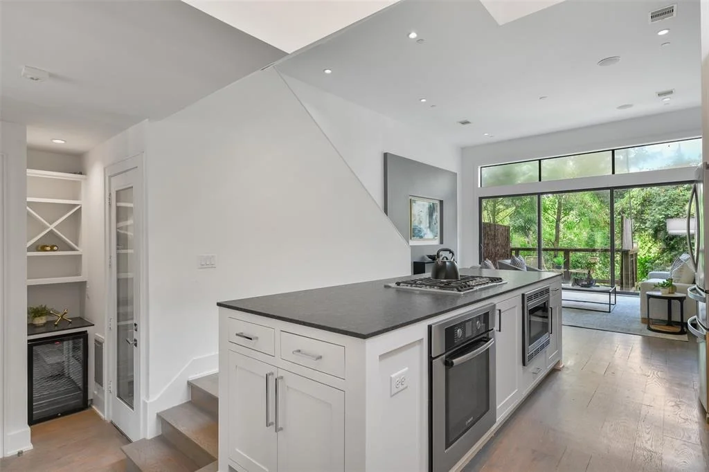 Photo of 1408 Wrightwood Street