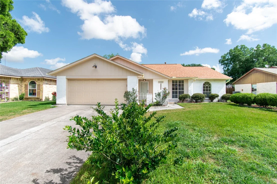 Photo of 7926 Salge Drive