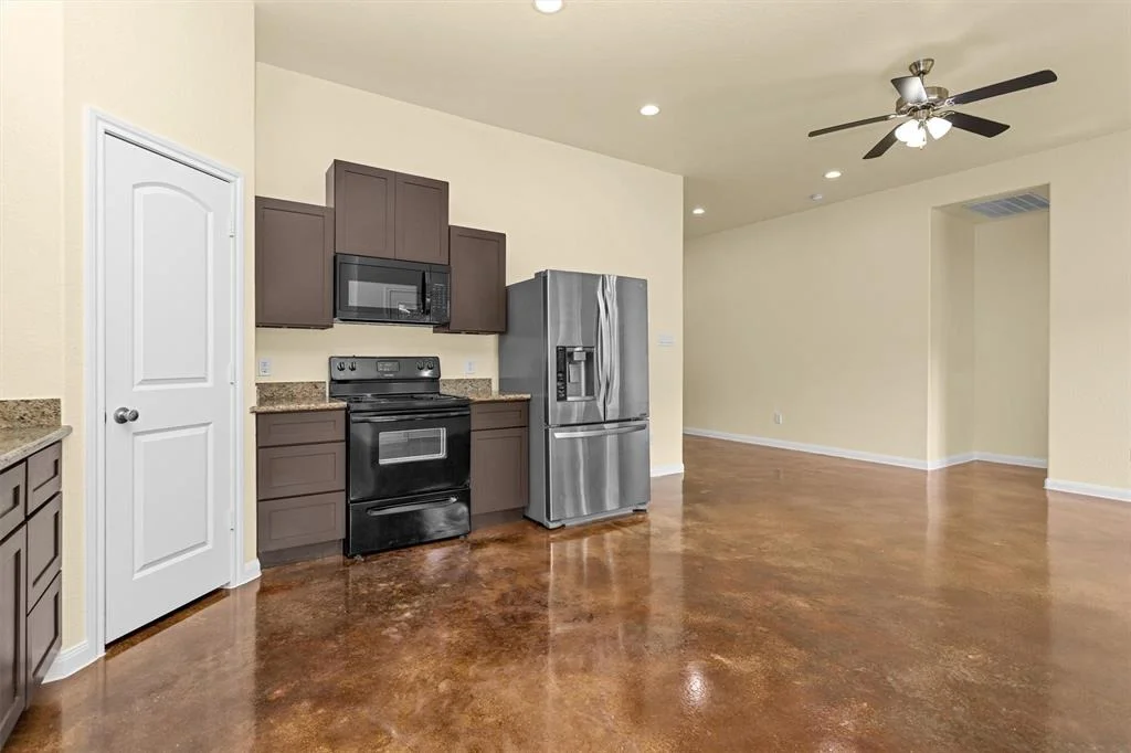 Photo of 15704 Sycamore Drive