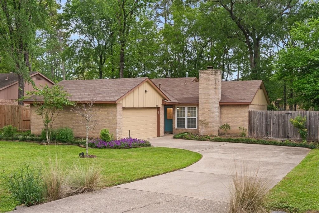Photo of 26318 Hunters Hollow Drive