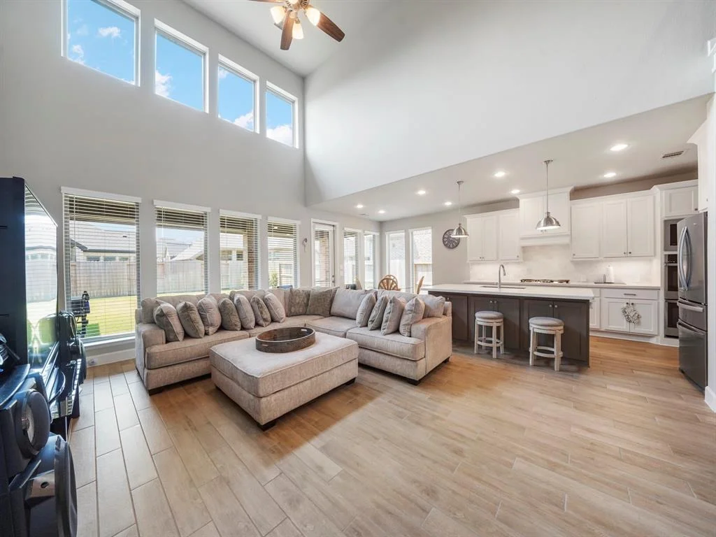 Photo of 28907 Creekside Bend Drive