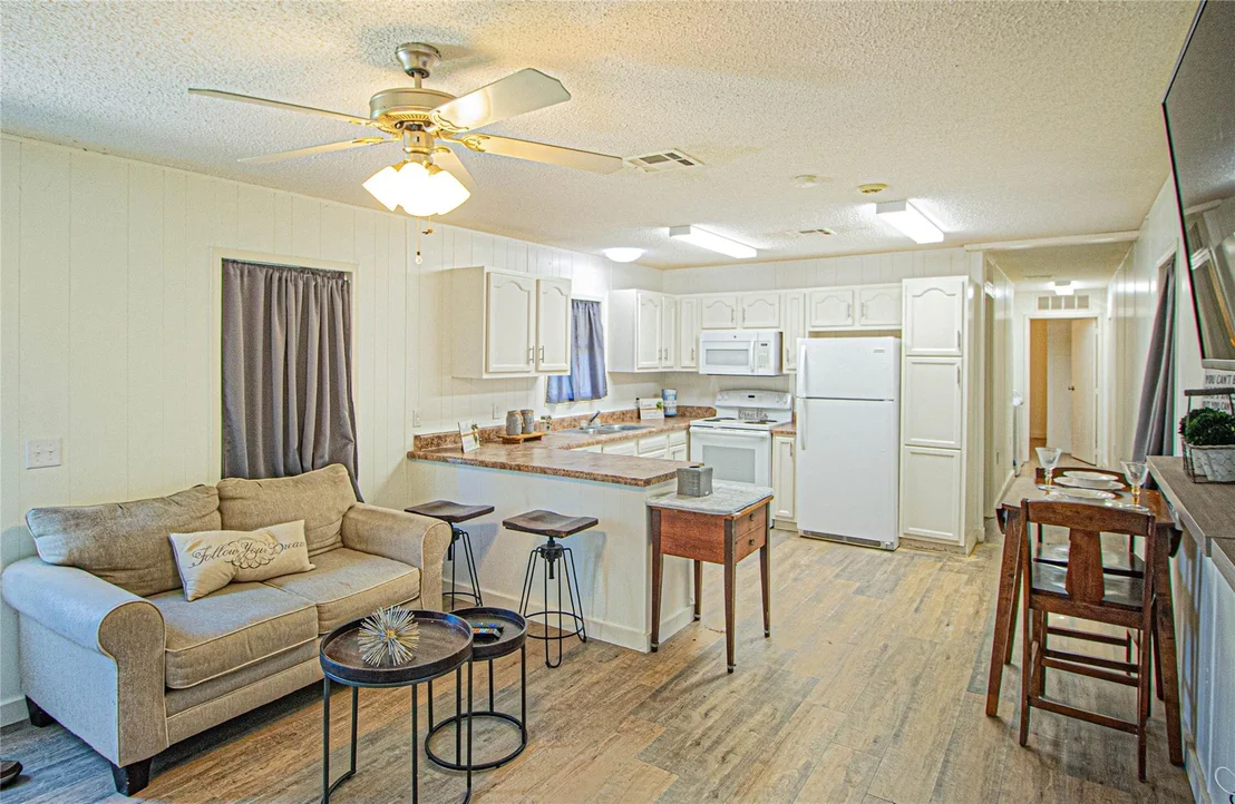 Photo of 277 Lucy
