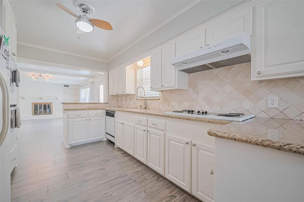 Photo of 6527 Walton Heath Drive