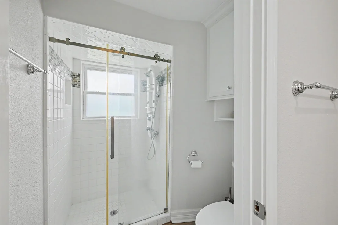 Photo of 60 La Jolla Circle